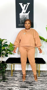 Babes That Get It Balloon Sleeve 2pc Joggers Set (Tan)